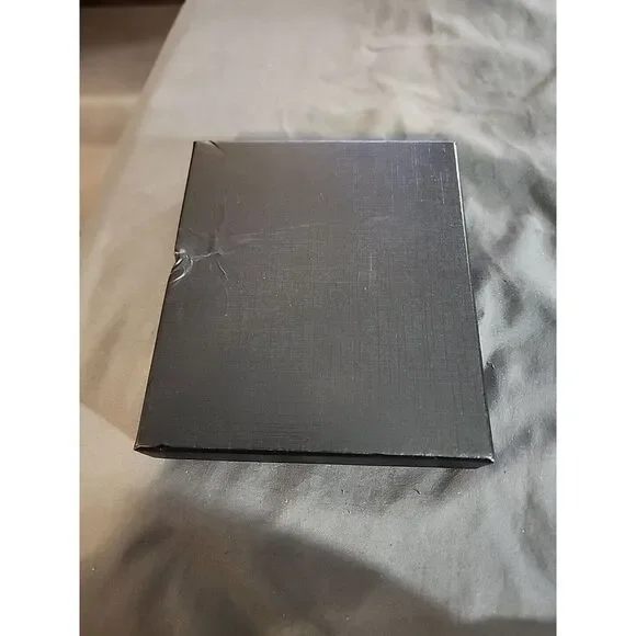 Wine Set With Cork And Opener - Picture 2 of 3